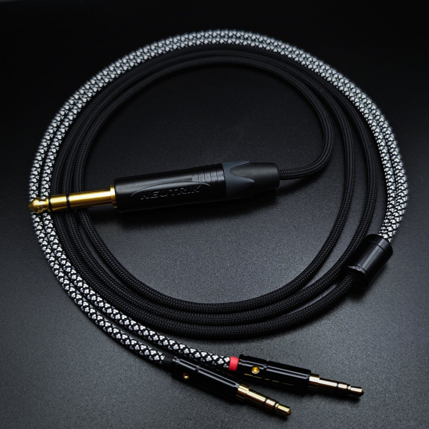 Dual 3.5mm Headphone Cable - Single Sleeve